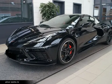 Corvette C8