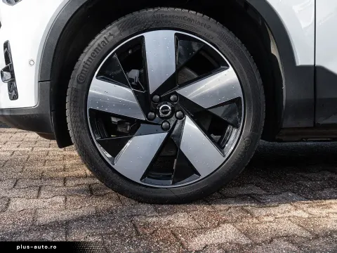 Volvo Xc40 — poza 3
