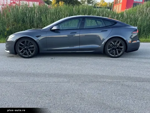 Tesla Model S — poza 2
