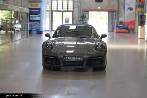 Porsche 992 — poza 2