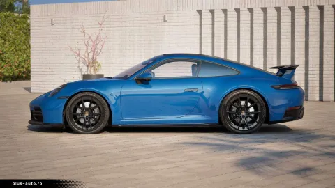Porsche 992 — poza 3