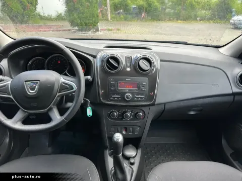 Dacia Logan — poza 3