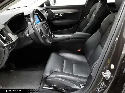 Volvo V90 Cross Country — poza 3