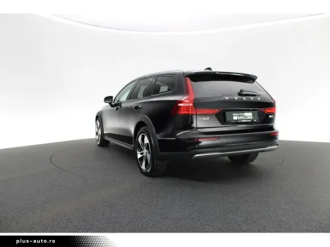 Volvo V60 Cross Country — poza 3