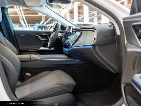 Mercedes-Benz E 220 — poza 2