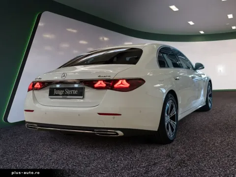 Mercedes-Benz E 220 — poza 3