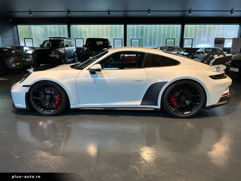 Porsche 992 — poza 3