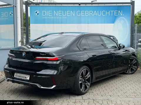 BMW 740 — poza 3