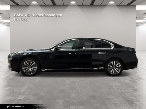 BMW 750 — poza 2
