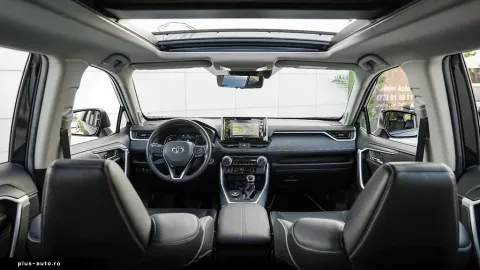 Toyota Rav 4 — poza 2
