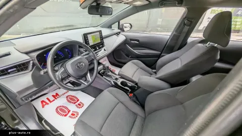 Toyota Corolla — poza 3