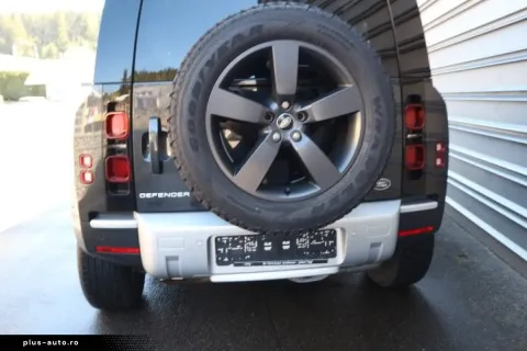 Land Rover Defender — poza 3