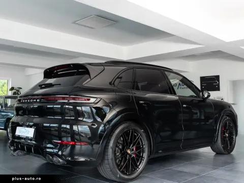 Porsche Cayenne — poza 3