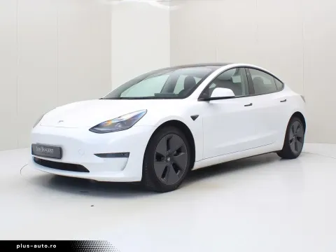 Tesla Model 3 — poza 2