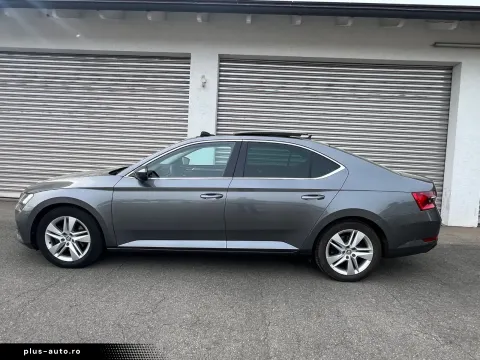 Skoda Superb — poza 3