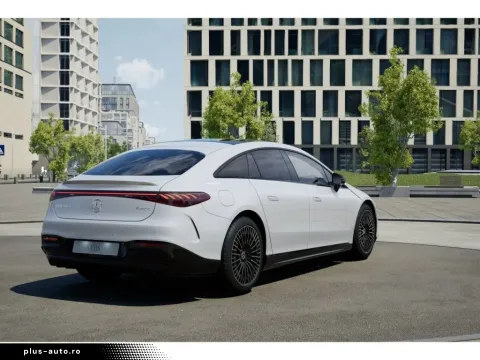 Mercedes-Benz Eqs — poza 3
