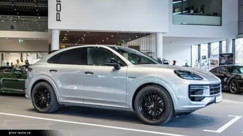 Porsche Cayenne — poza 2