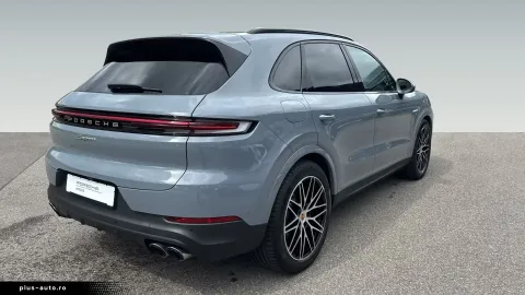 Porsche Cayenne — poza 3