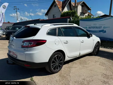 Renault Megane — poza 3