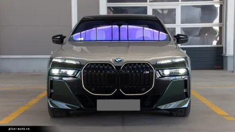BMW M760 — poza 2