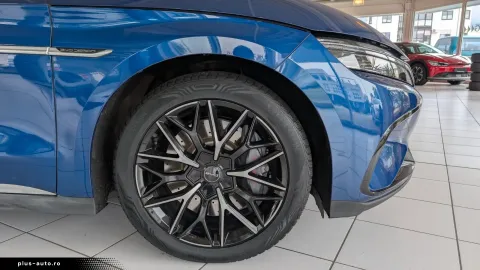 BYD Han — poza 3