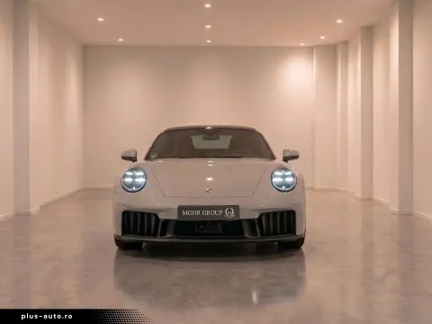 Porsche 992 — poza 2