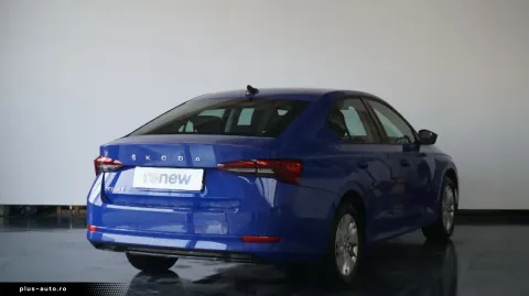 Skoda Octavia — poza 2
