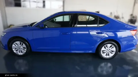 Skoda Octavia — poza 3