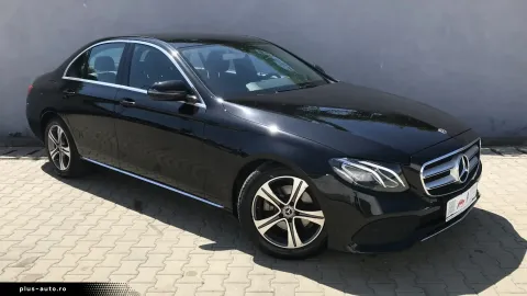 Mercedes-Benz E 220 — poza 2
