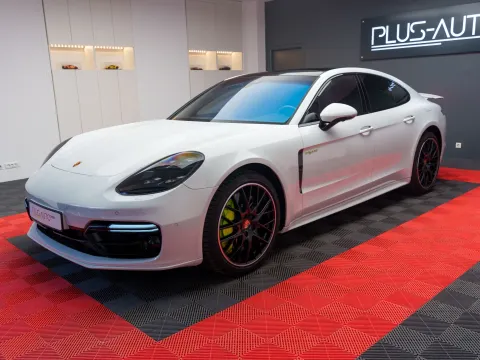 Porsche Panamera — poza 2