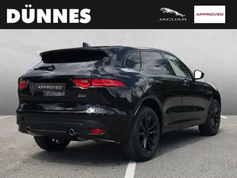 Jaguar F-Pace — poza 2