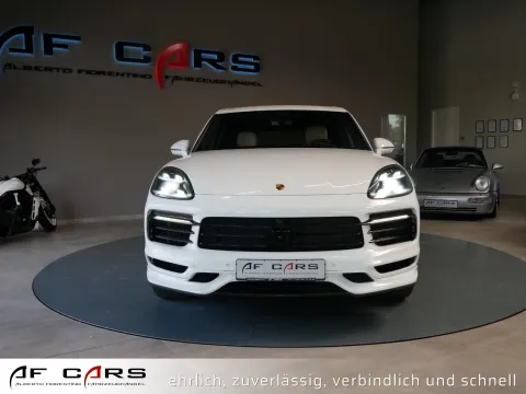 Porsche Cayenne — poza 3