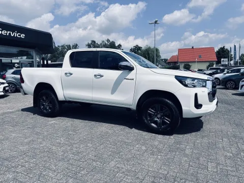 Toyota Hilux — poza 2