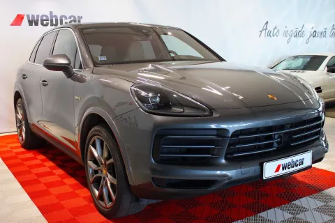 Porsche Cayenne — poza 3