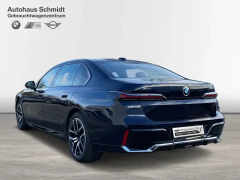 BMW 740 — poza 3