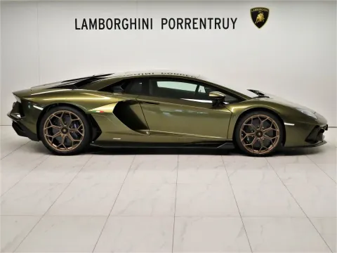 Lamborghini Aventador — poza 2