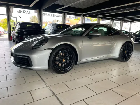 Porsche 992 — poza 2