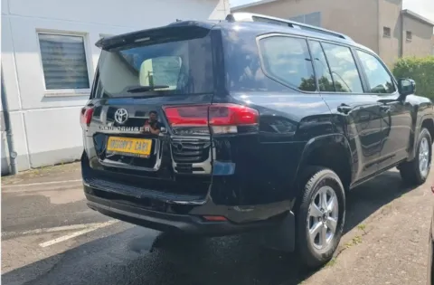 Toyota Land Cruiser — poza 2