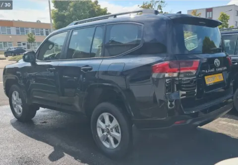 Toyota Land Cruiser — poza 3