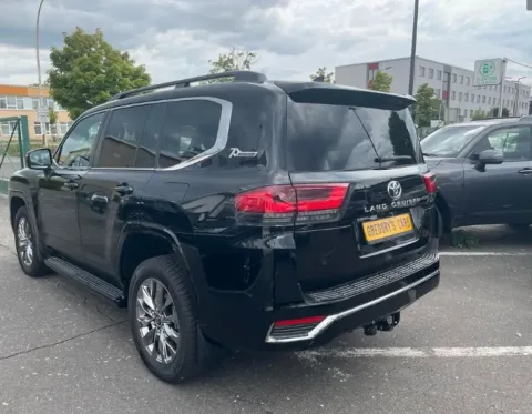 Toyota Land Cruiser — poza 3