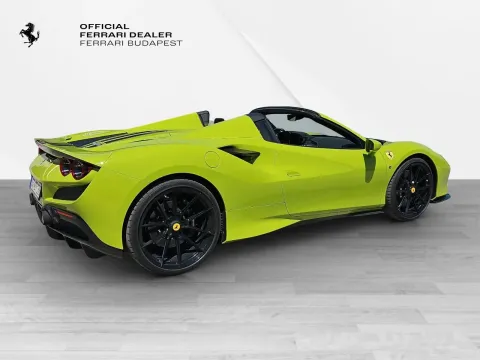 Ferrari F8 — poza 3
