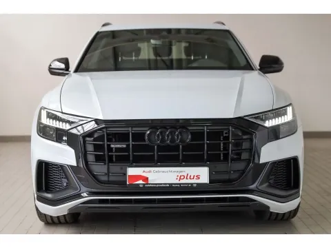 Audi Q8 — poza 3