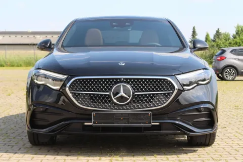 Mercedes-Benz E 220 — poza 3