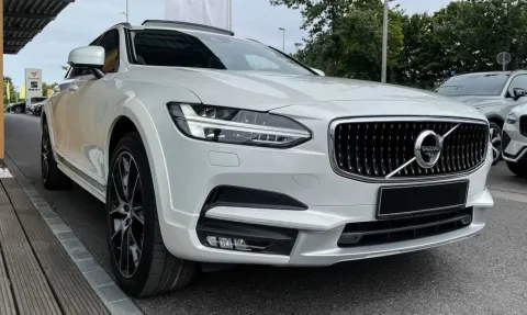 Volvo V90 Cross Country — poza 2