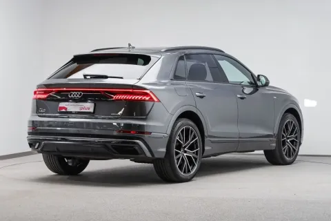 Audi Q8 — poza 2