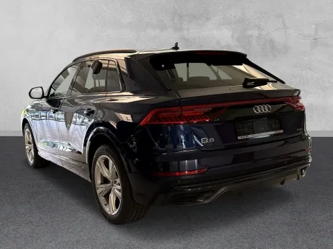 Audi Q8 — poza 2
