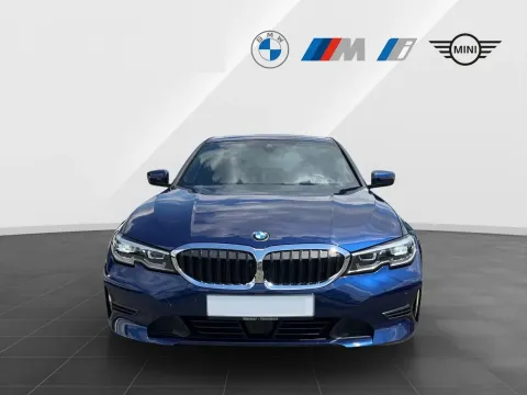 BMW 320 — poza 2