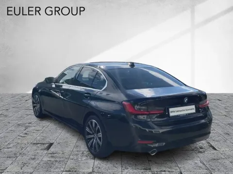 BMW 320 — poza 2