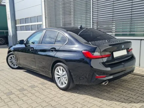 BMW 330 — poza 2