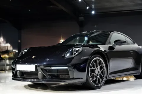 Porsche 992